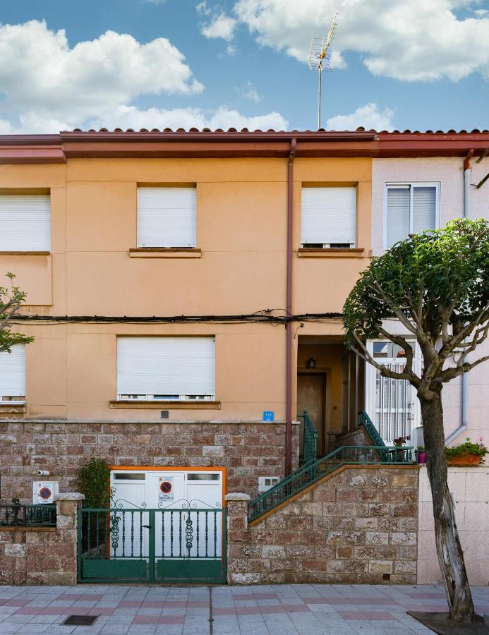 Housingleon - Casa Nueva A 400 Metros De La Plaza Mayor Esterno foto